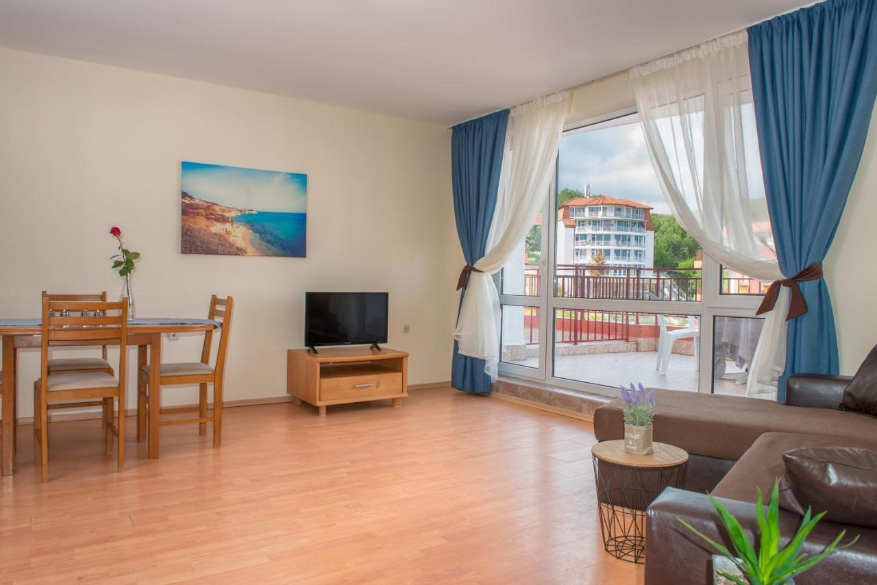 Privilege Beach Apartments 圣弗拉斯 外观 照片