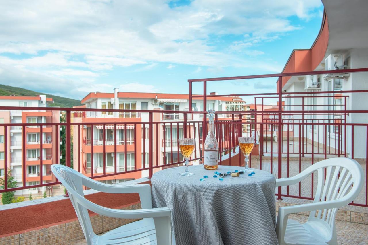 Privilege Beach Apartments 圣弗拉斯 外观 照片