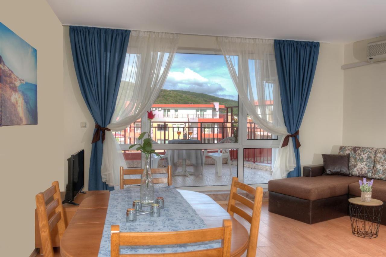 Privilege Beach Apartments 圣弗拉斯 外观 照片