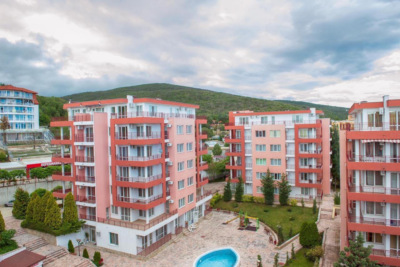 Privilege Beach Apartments 圣弗拉斯 外观 照片