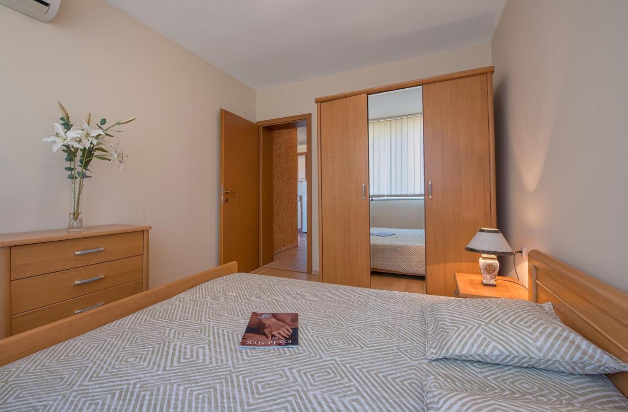 Privilege Beach Apartments 圣弗拉斯 外观 照片